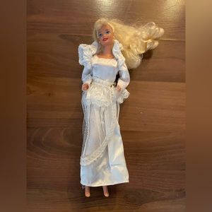 COPY - Barbie in wedding dress